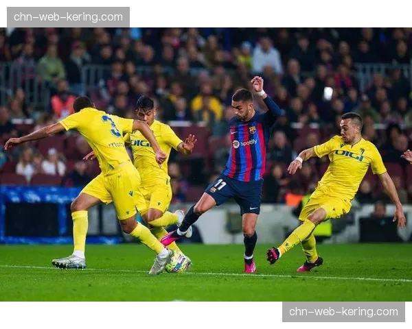 评论：西甲保级球队主帅在关键战中的换人决策与效果对比